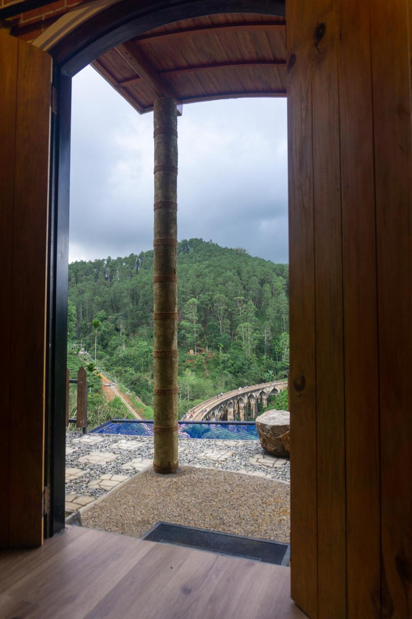 Hobbit Hole Hideaway Bed & Breakfast เอลลา ภายนอก รูปภาพ