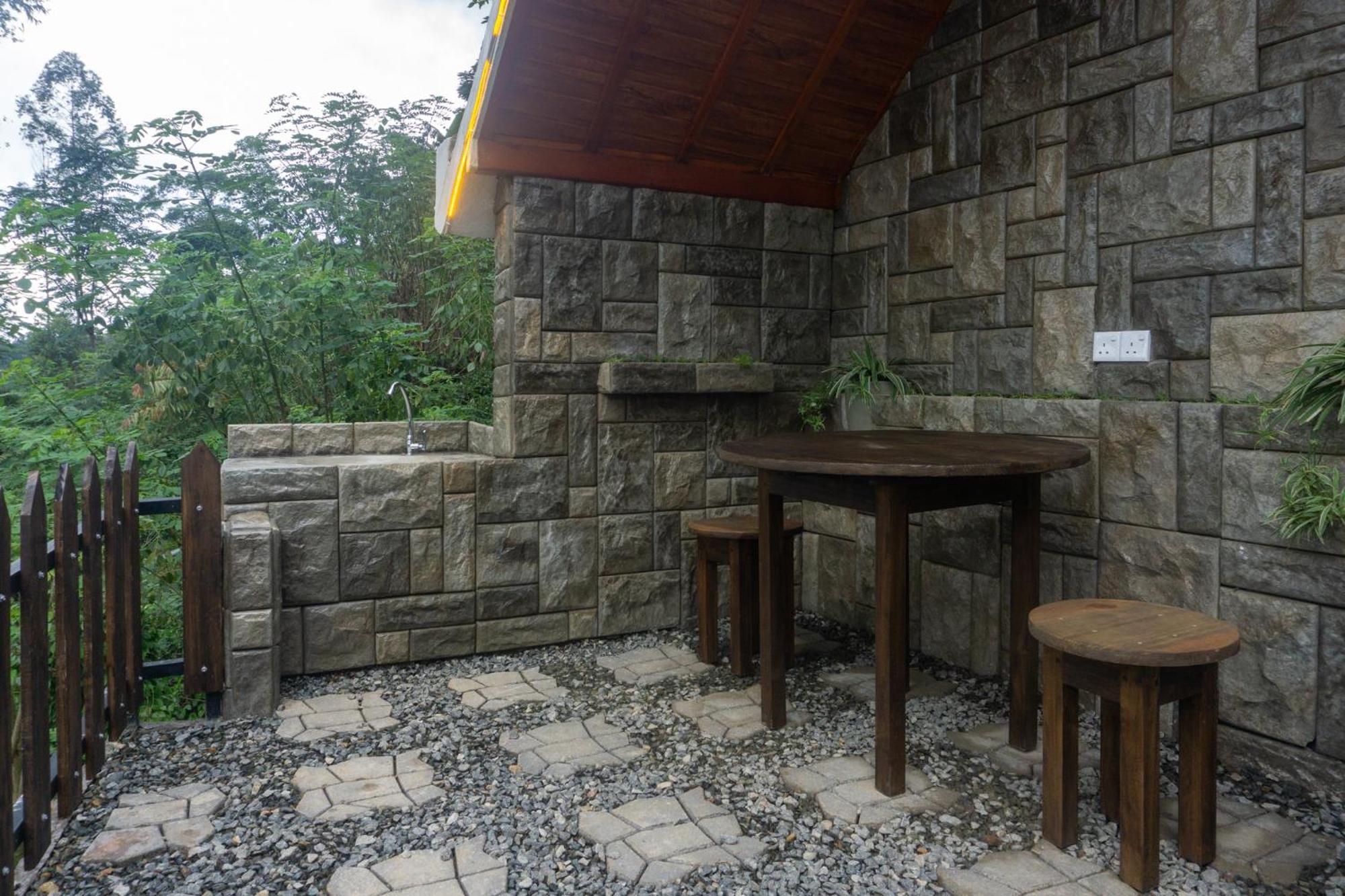 Hobbit Hole Hideaway Bed & Breakfast เอลลา ภายนอก รูปภาพ
